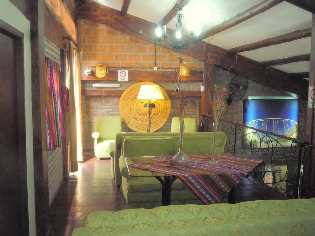 Salta Por Siempre Hostel Bagian luar foto
